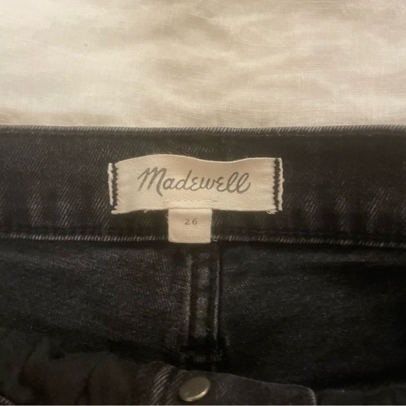 $68 Madewell Black Button Front Denim Shorts - Picture 4 of 6